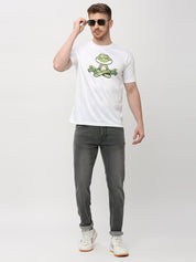 Model wearing white frog print t-shirt casual fit