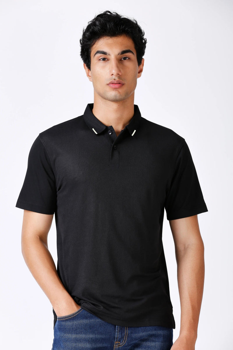 Men's Solid Matte Black Polo T-shirt with Tipping