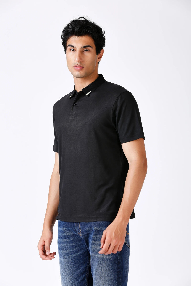 Men's Solid Matte Black Polo T-shirt with Tipping