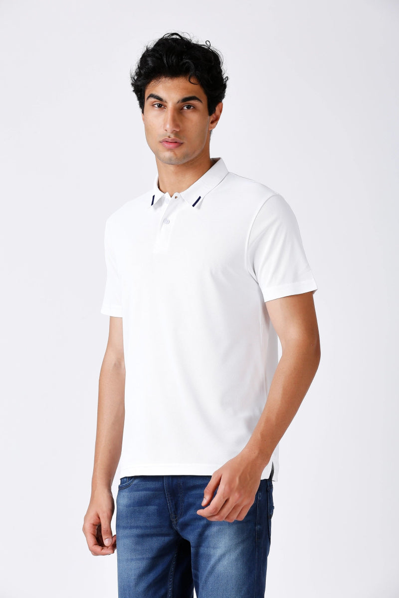 Men's Solid Matte White  Polo T-shirt with Tipping